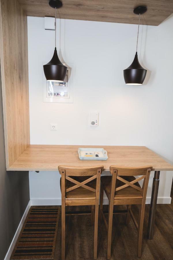 Ziva Apartment - 4Th Floor - Renovated 2019 Athènes Extérieur photo